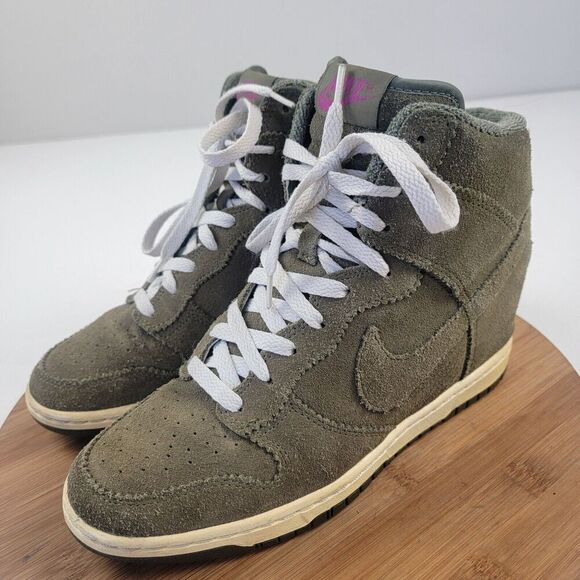 Nike Dunk Sky Hi Hidden Wedge Olive Green Sneakers 528899-200 Women's Shoe's 9.5 - Picture 1 of 14
